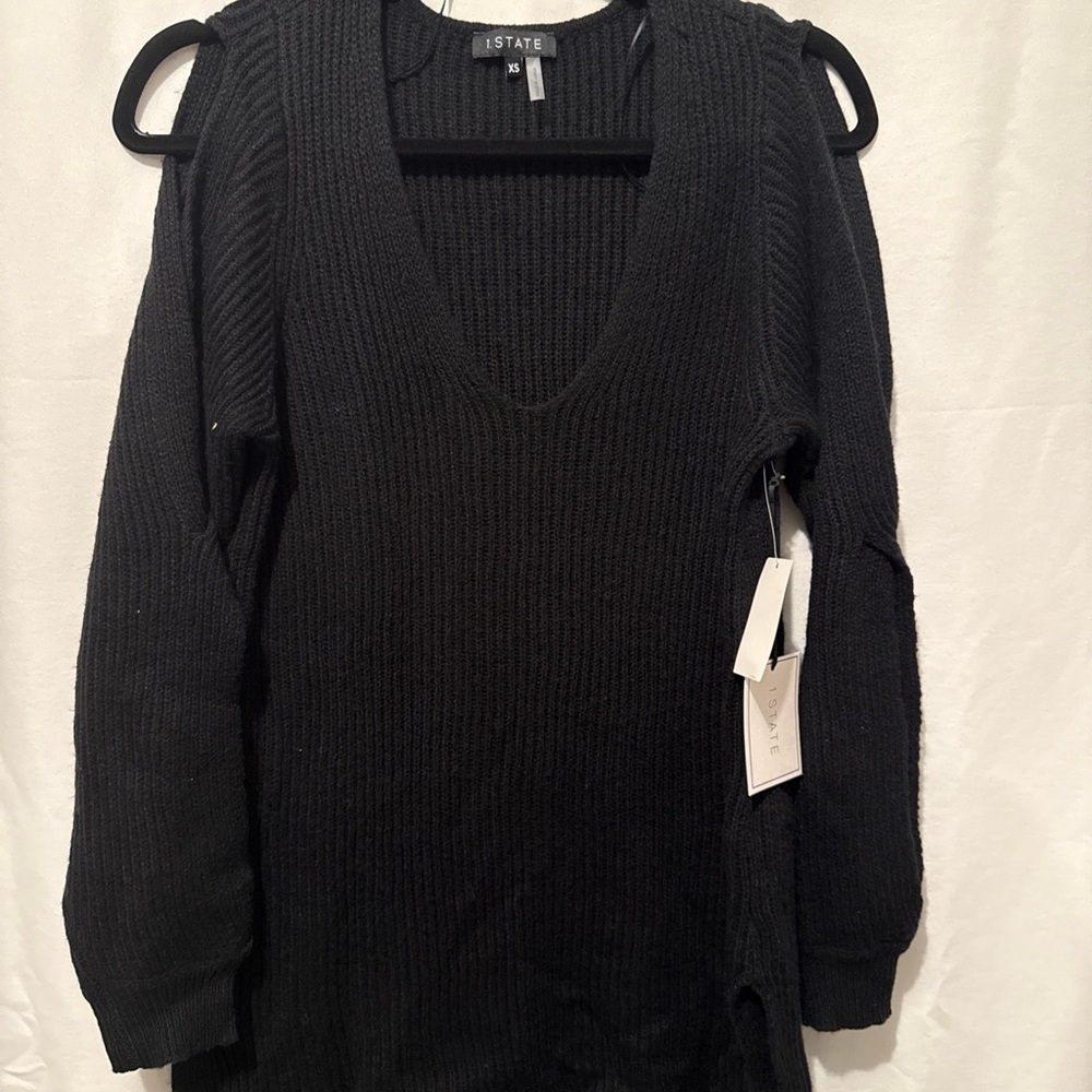 1. State Black Ribbed Knit Sweater, XS, peep arm and shoulder